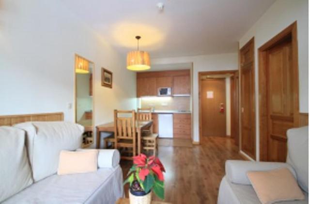 Aparthotel Sarrato Sallent de Gállego Buitenkant foto