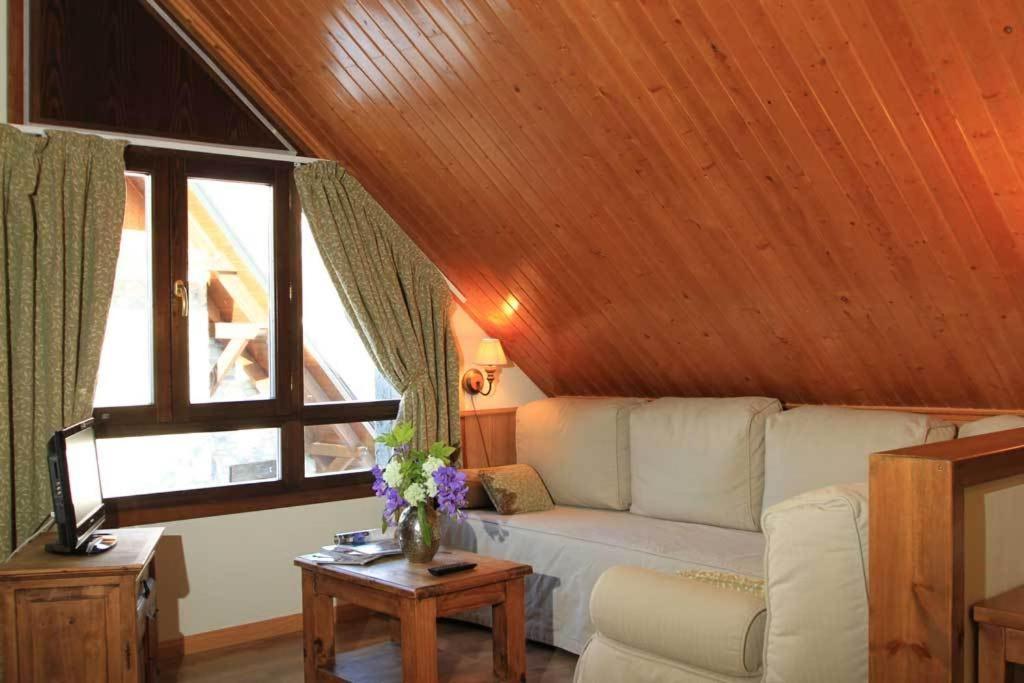 Aparthotel Sarrato Sallent de Gállego Buitenkant foto