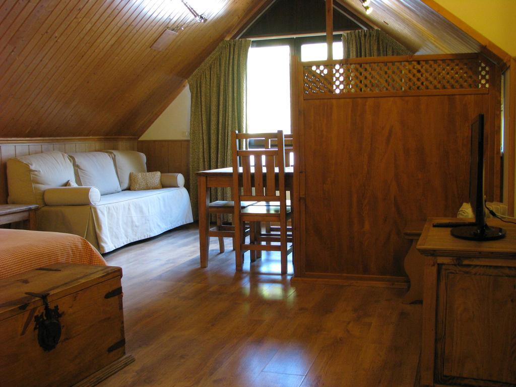 Aparthotel Sarrato Sallent de Gállego Buitenkant foto