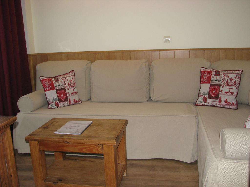 Aparthotel Sarrato Sallent de Gállego Buitenkant foto