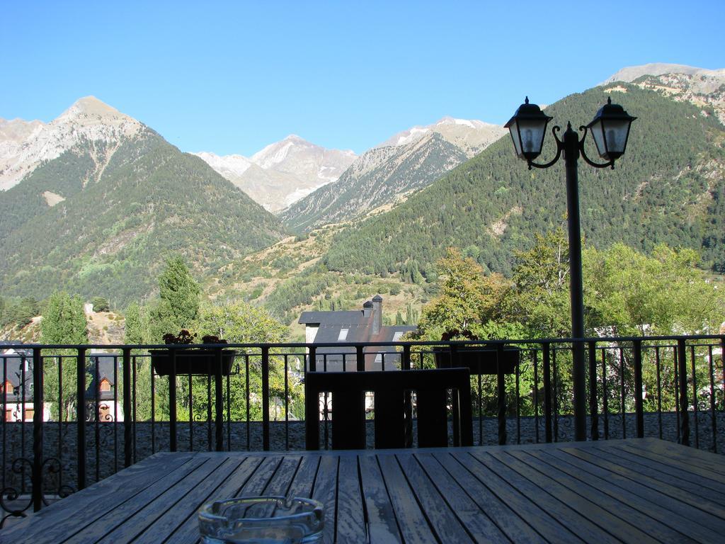 Aparthotel Sarrato Sallent de Gállego Buitenkant foto